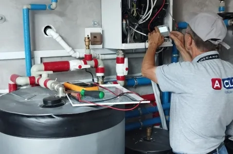 Отдельно стоящий дом с тепловыми насосами Mycond Split серии BeeHeat